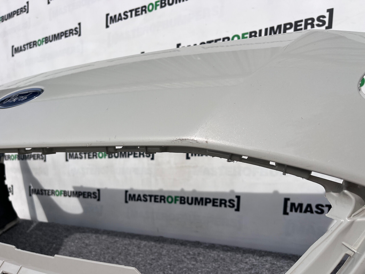 Ford Focus Se Titanium Mk4 Hatchback 2018-2022 Front Bumper 6 Pdc Genuine [f36]