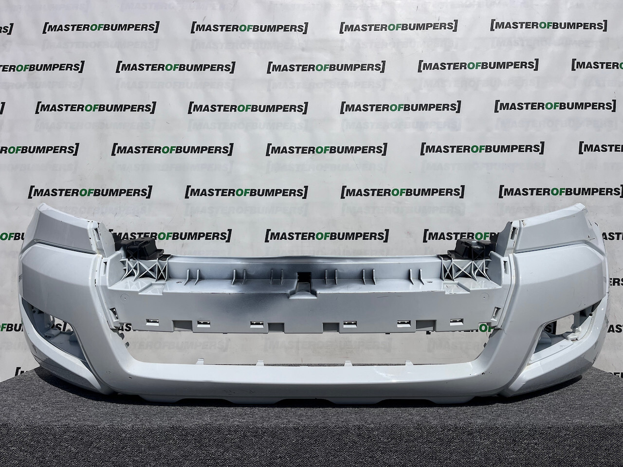 Ford Ranger Limmited Double Cab Mk5 Lift 2016-2019 Front Bumper Genuine [f664]