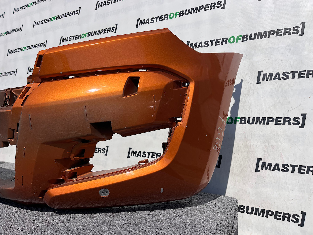 Ford Ranger Wildtrack Mk5 Lift 2016-2019 Front Bumper 4 Pdc Genuine [f668]