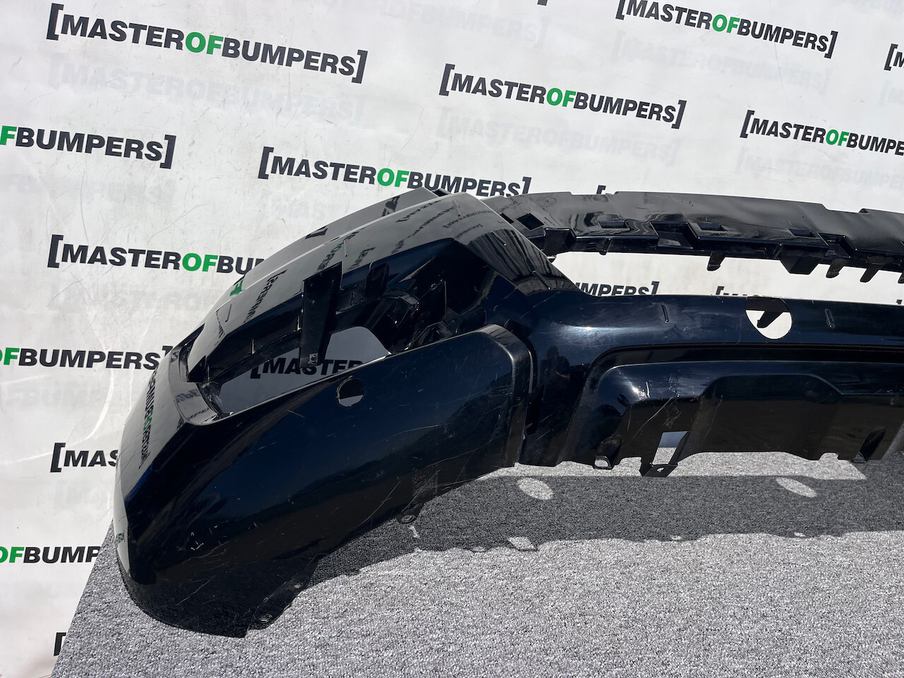 Ford Ranger Wildtrack Mk5 Lift 2016-2019 Front Bumper 4 Pdc Genuine [f675]