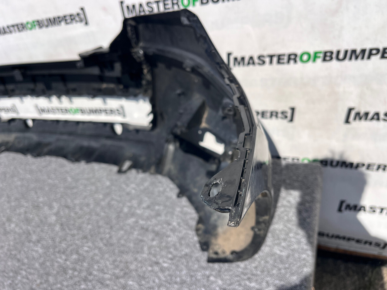 Ford Ranger Wildtrack Mk5 Lift 2016-2019 Front Bumper 4 Pdc Genuine [f675]