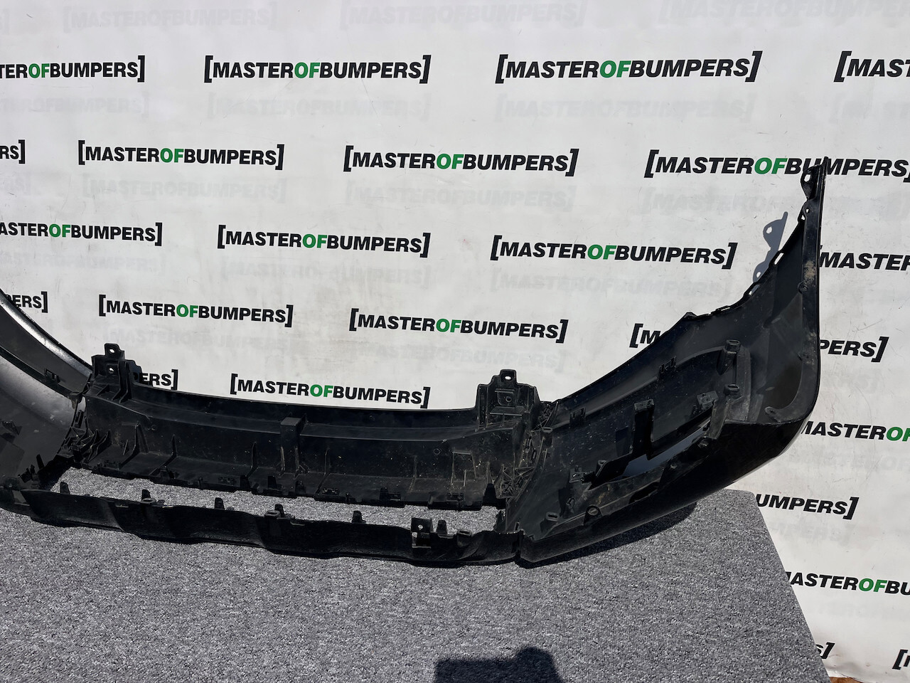 Ford Ranger Wildtrack Mk5 Lift 2016-2019 Front Bumper 4 Pdc Genuine [f675]