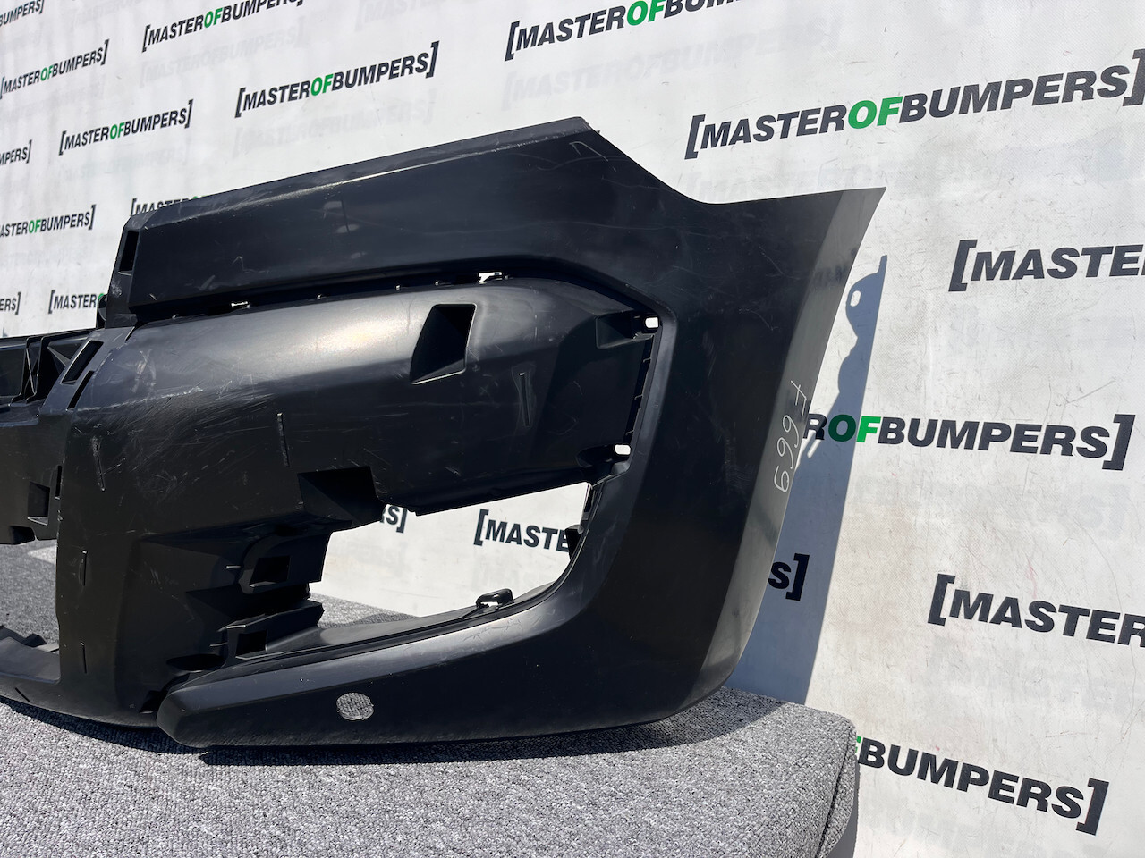 Ford Ranger Wildtrack Mk5 Lift 2016-2019 Front Bumper 4 Pdc Genuine [f669]