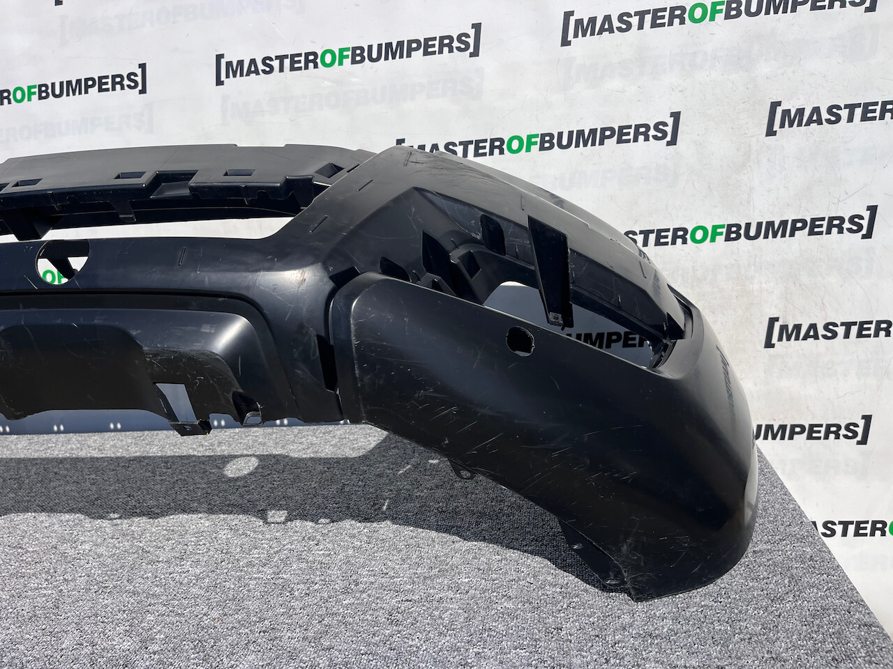 Ford Ranger Wildtrack Mk5 Lift 2016-2019 Front Bumper 4 Pdc Genuine [f669]