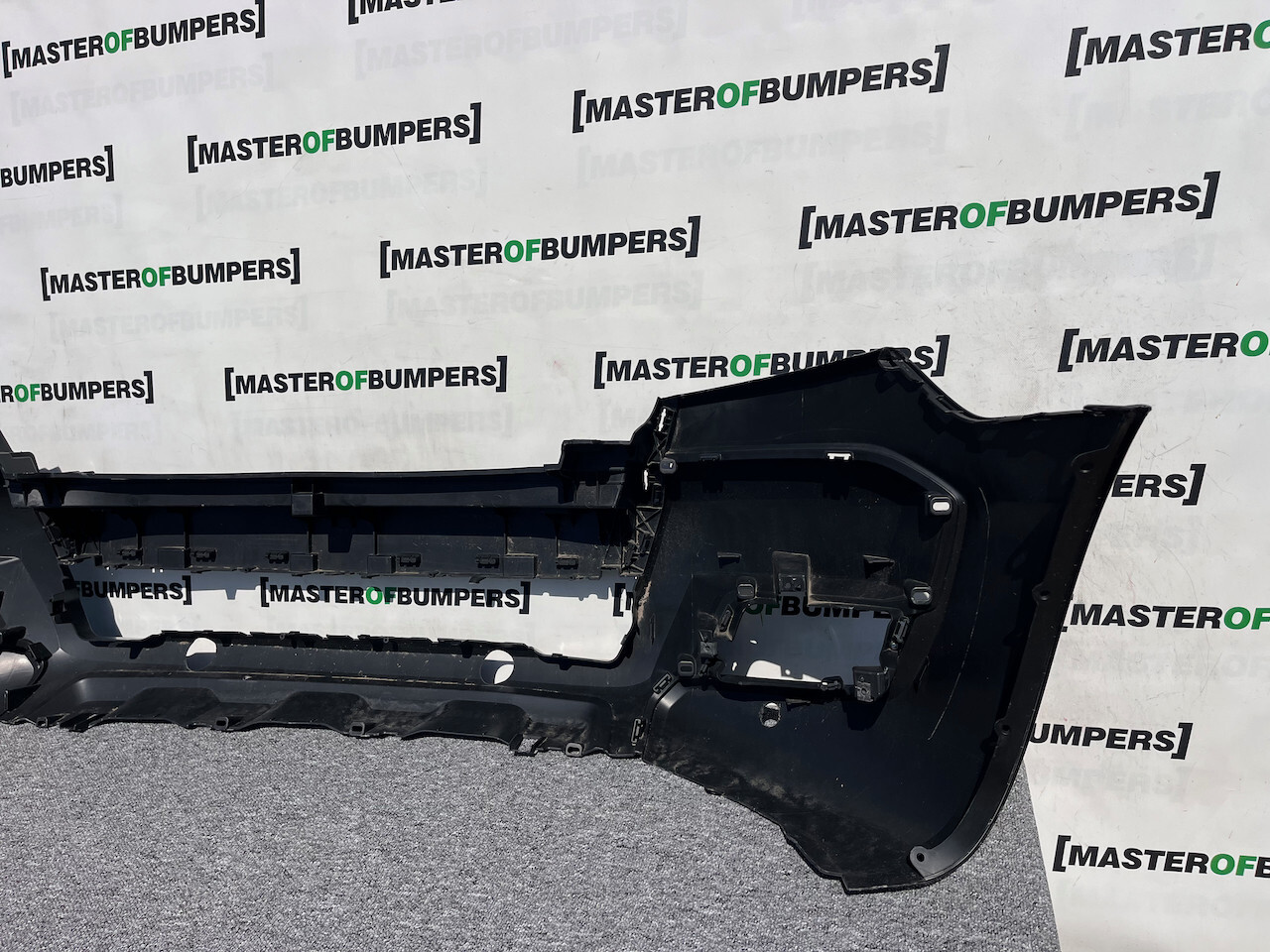 Ford Ranger Wildtrack Mk5 Lift 2016-2019 Front Bumper 4 Pdc Genuine [f669]