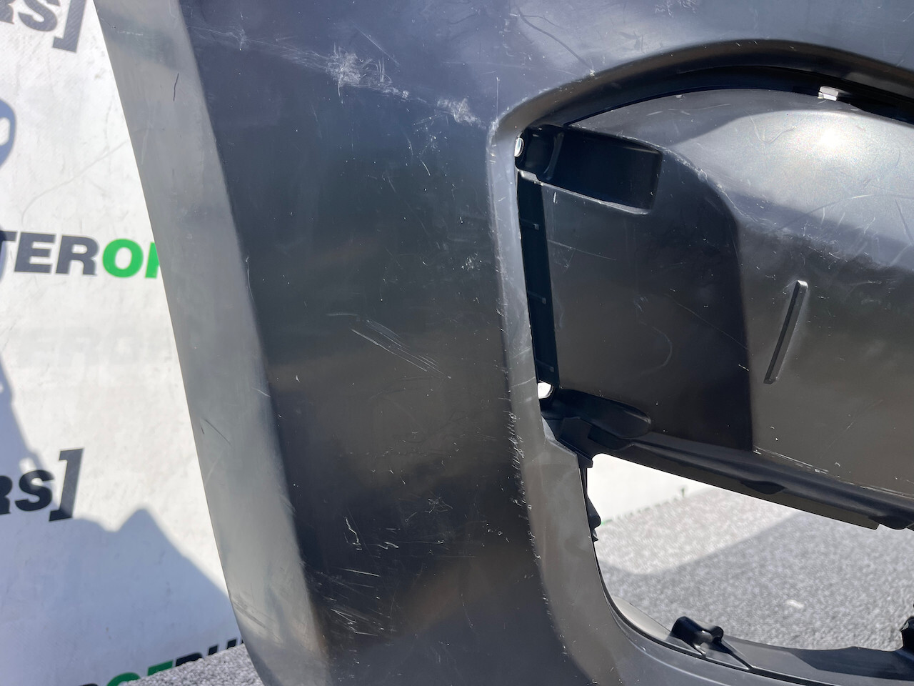 Ford Ranger Wildtrack Mk5 Lift 2016-2019 Front Bumper 4 Pdc Genuine [f669]