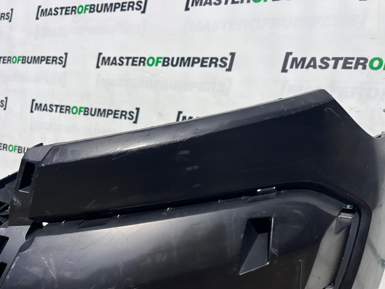 Ford Ranger Wildtrack Mk5 Lift 2016-2019 Front Bumper 4 Pdc Genuine [f669]