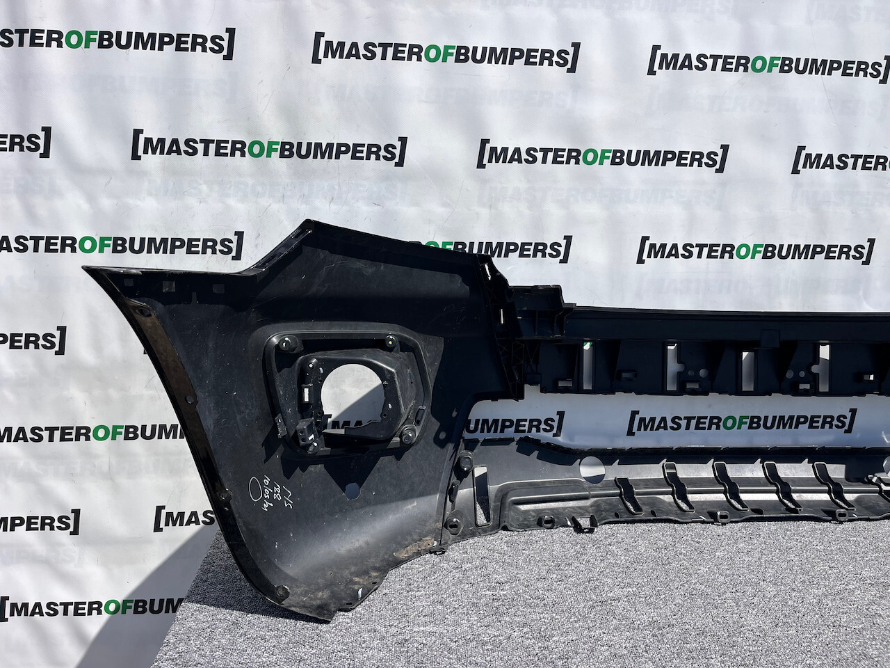 Ford Ranger Wildtrack Mk5 2nd Lift 2019-2023 Front Bumper 4 Pdc Genuine [f672]