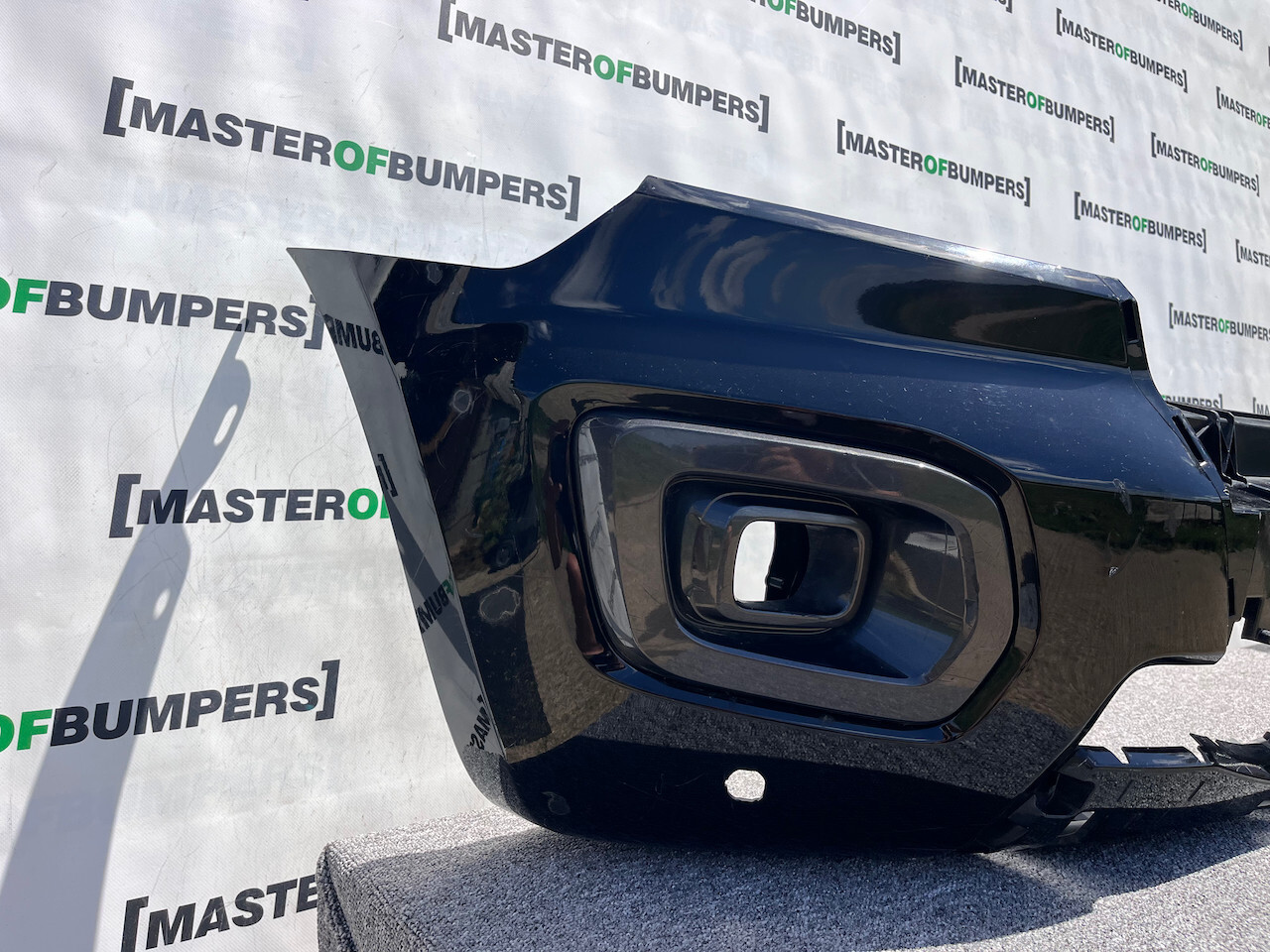 Ford Ranger Wildtrack Mk5 2nd Lift 2019-2023 Front Bumper 4 Pdc Genuine [f672]