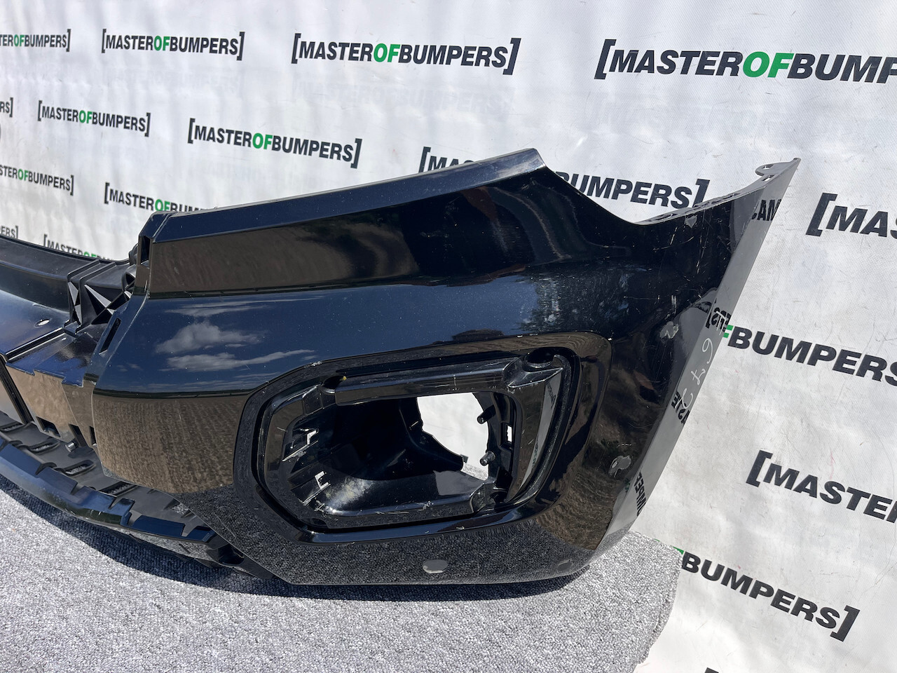 Ford Ranger Wildtrack Mk5 2nd Lift 2019-2023 Front Bumper 4 Pdc Genuine [f672]