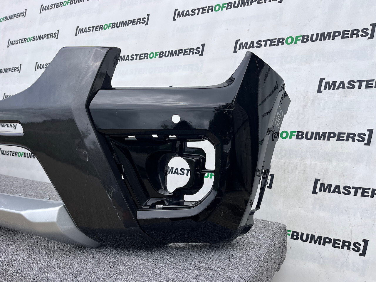 Ford Ranger Wildtrack Pickup 2022-2026 Front Bumper 4 Pdc Genuine [f695]