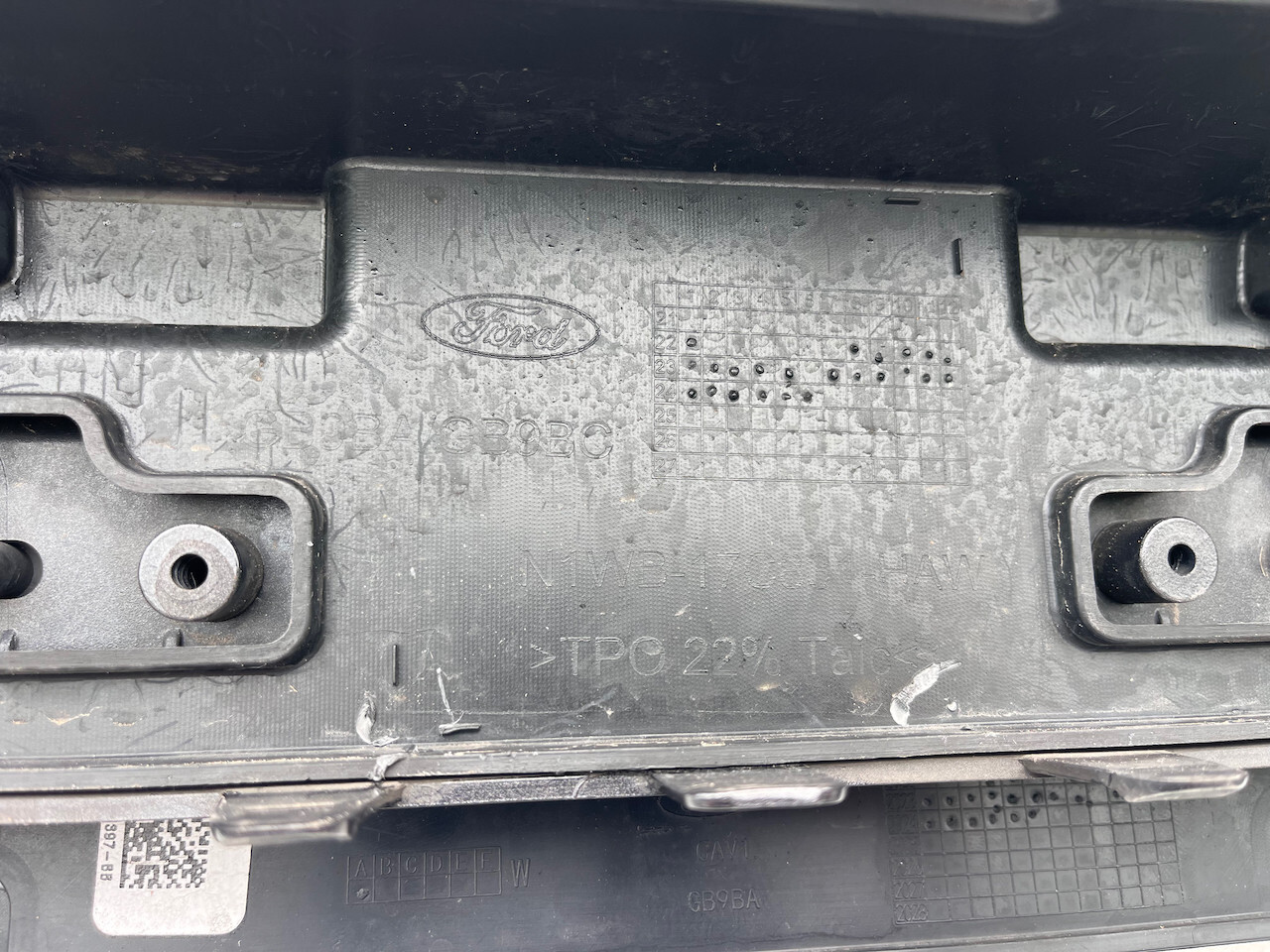 Ford Ranger Wildtrack Pickup 2022-2026 Front Bumper 4 Pdc Genuine [f695]