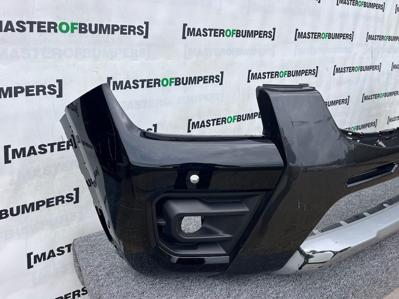 Ford Ranger Wildtrack Pickup 2022-2026 Front Bumper 4 Pdc Genuine [f695]