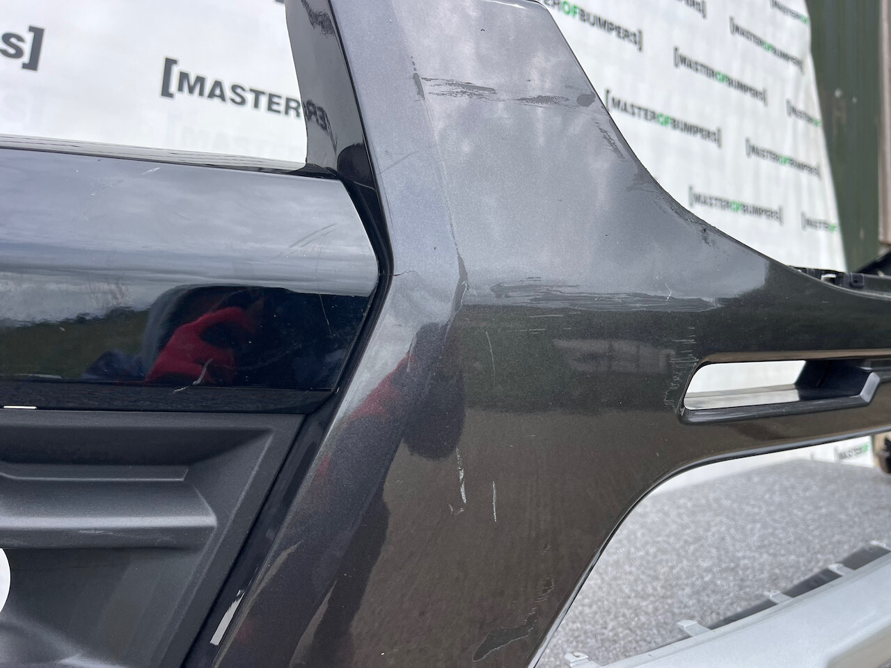 Ford Ranger Wildtrack Pickup 2022-2026 Front Bumper 4 Pdc Genuine [f695]