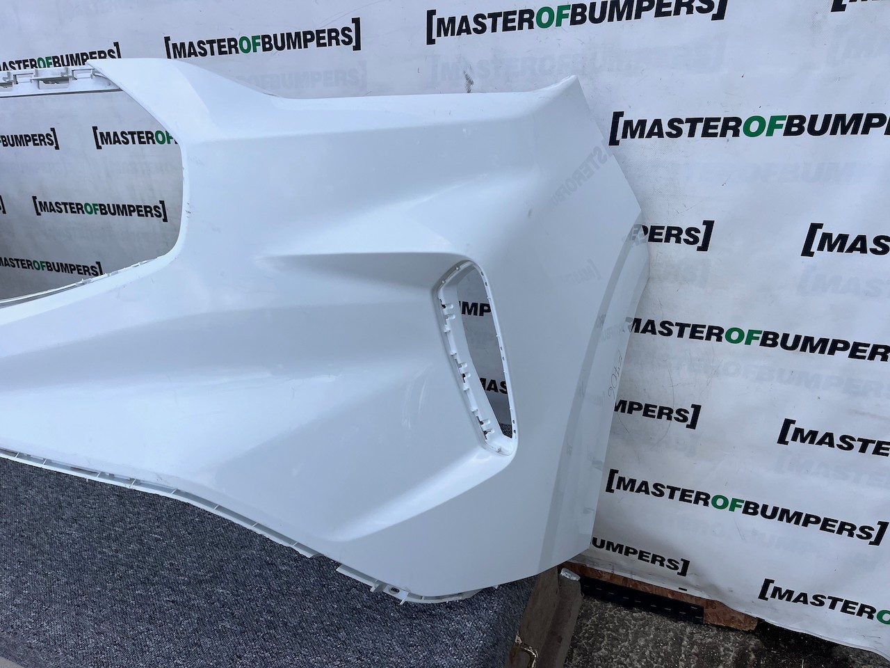 Ford Transit Custom Van 280 Limited 2024-on Front Bumper Genuine [f706]