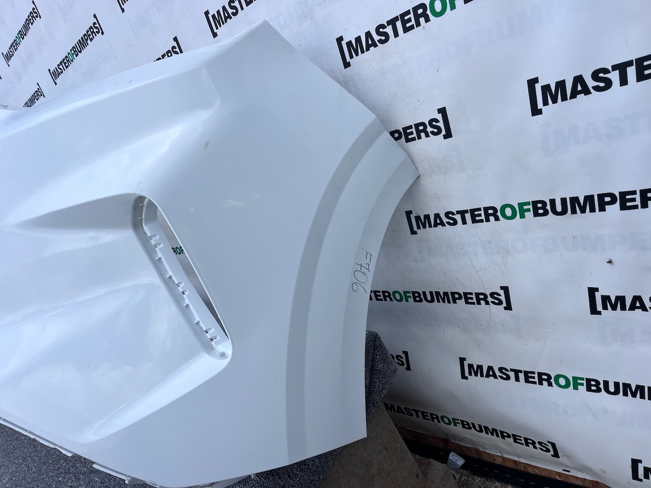 Ford Transit Custom Van 280 Limited 2024-on Front Bumper Genuine [f706]