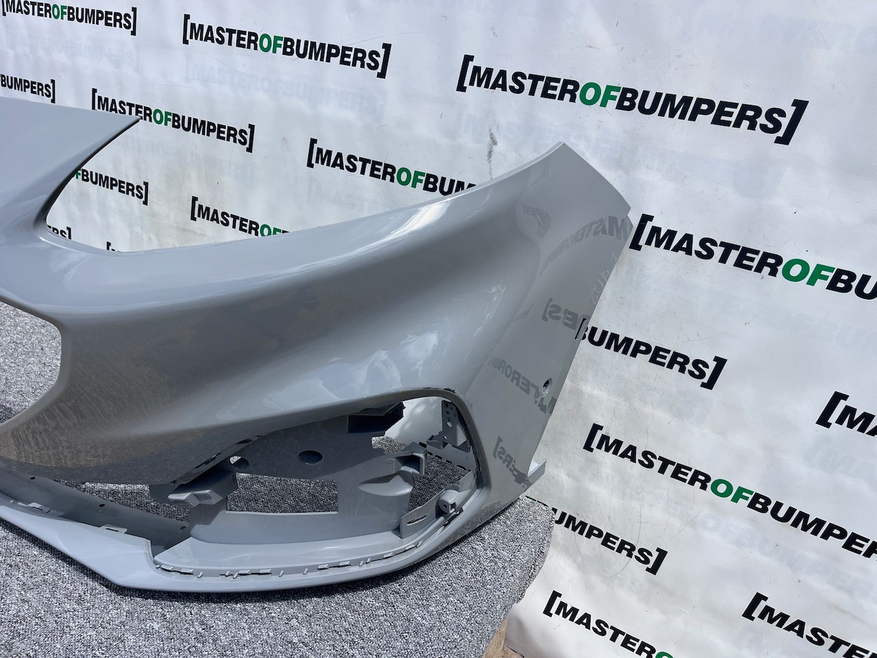 Ford Kuga St Line Titanium X 2020-2024 Front Bumper 6 Pdc Genuine [f702]