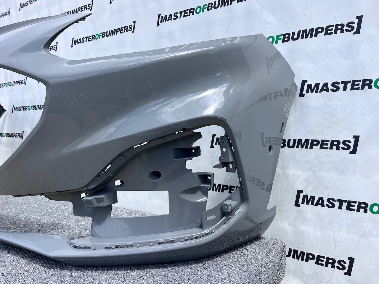 Ford Kuga St Line Titanium X 2020-2024 Front Bumper 6 Pdc Genuine [f702]