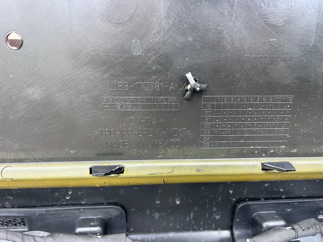 Mustang Mach-e Gt Premium Suv 2020-2025 Rear Bumper Pdc Genuine [f699]