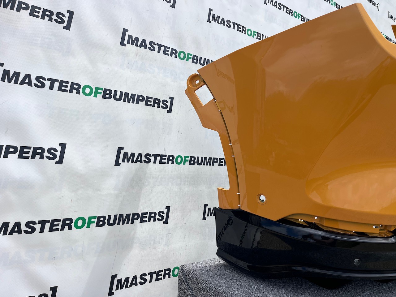 Mustang Mach-e Gt Premium Suv 2020-2025 Rear Bumper Pdc Genuine [f699]