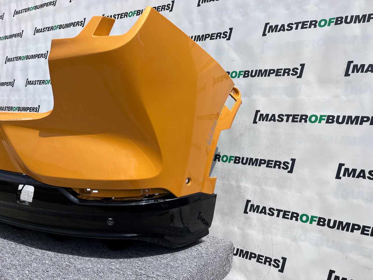 Mustang Mach-e Gt Premium Suv 2020-2025 Rear Bumper Pdc Genuine [f699]