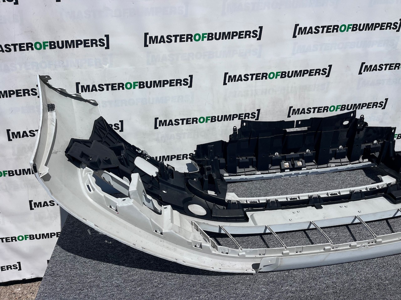 Ford C Max Grand C Max Titanium Mk2 2015-2019 Front Bumper No Pdc Genuine [f708]