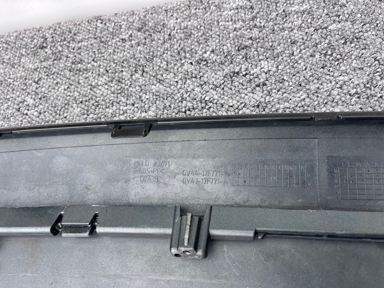 Ford Kuga St Line Mk2 Lift 2017-2020 Front Bumper 4 Pdc + Jets Genuine [f719]