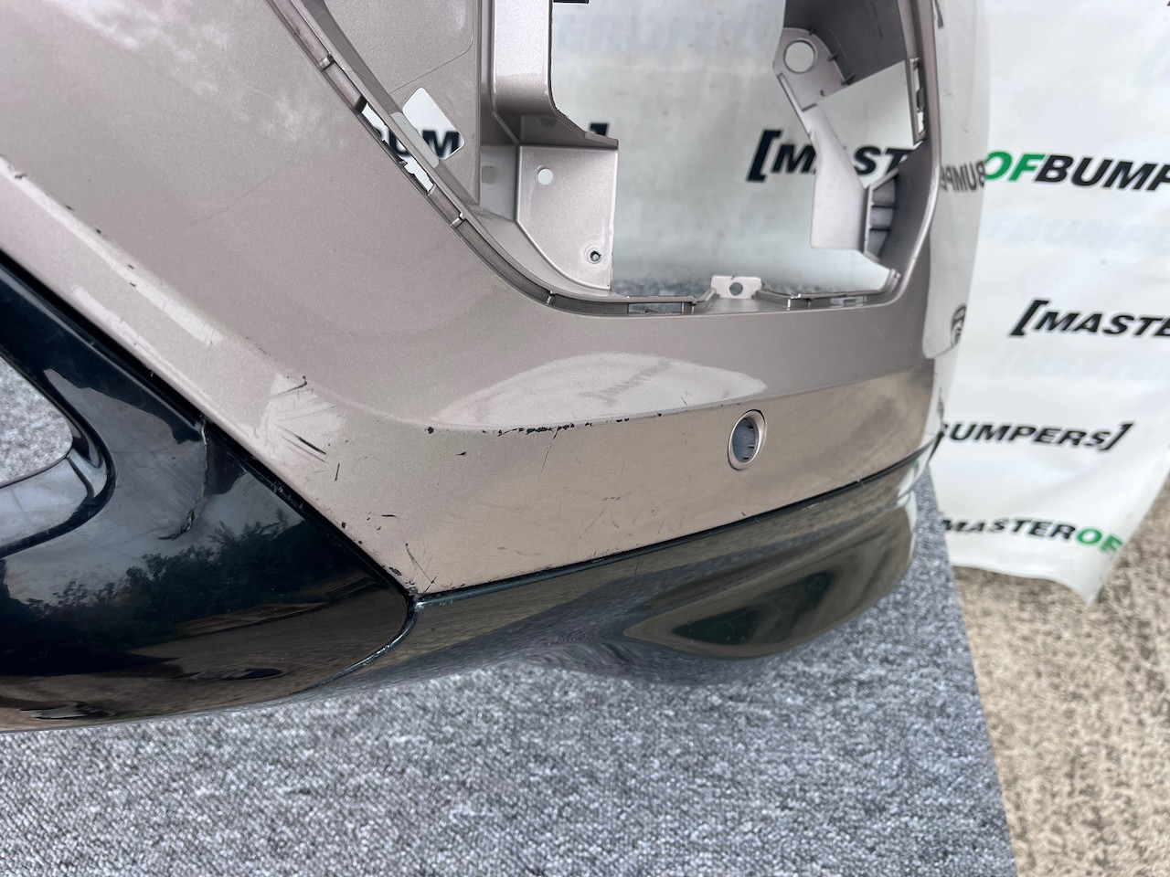 Ford Kuga St Line Mk2 Lift 2017-2020 Front Bumper 4 Pdc + Jets Genuine [f719]