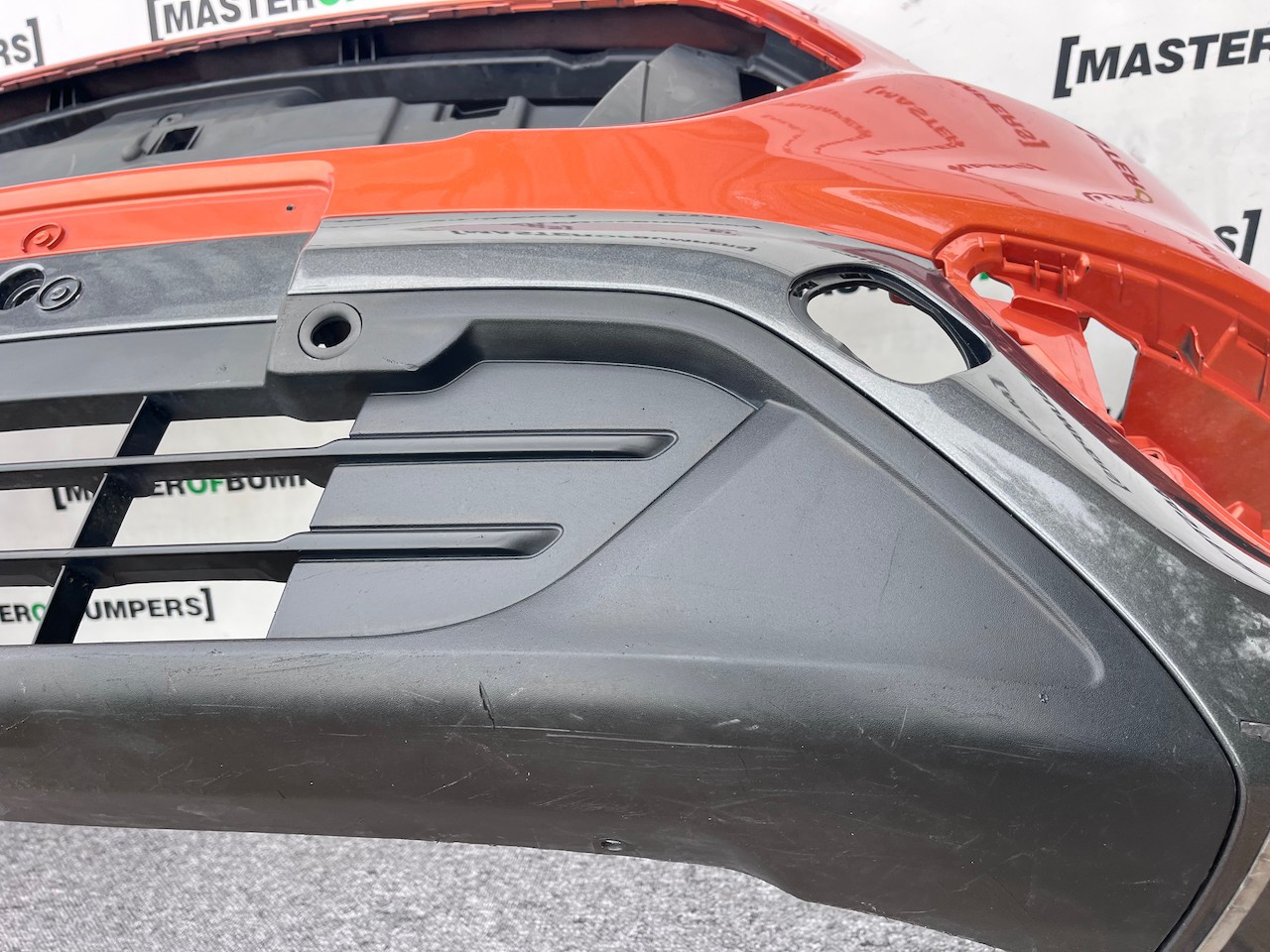 Ford Transit Custom Limited Active 2018-2023 Front Bumper 4 Pdc Genuine [f740]