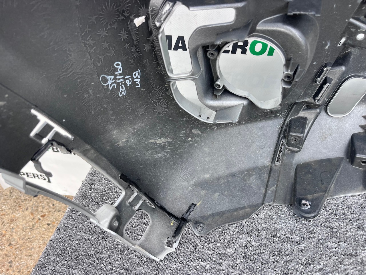 Ford Ranger Wildtrack Pickup Mk2 2022-2026 Front Bumper Pdc Genuine [f746]