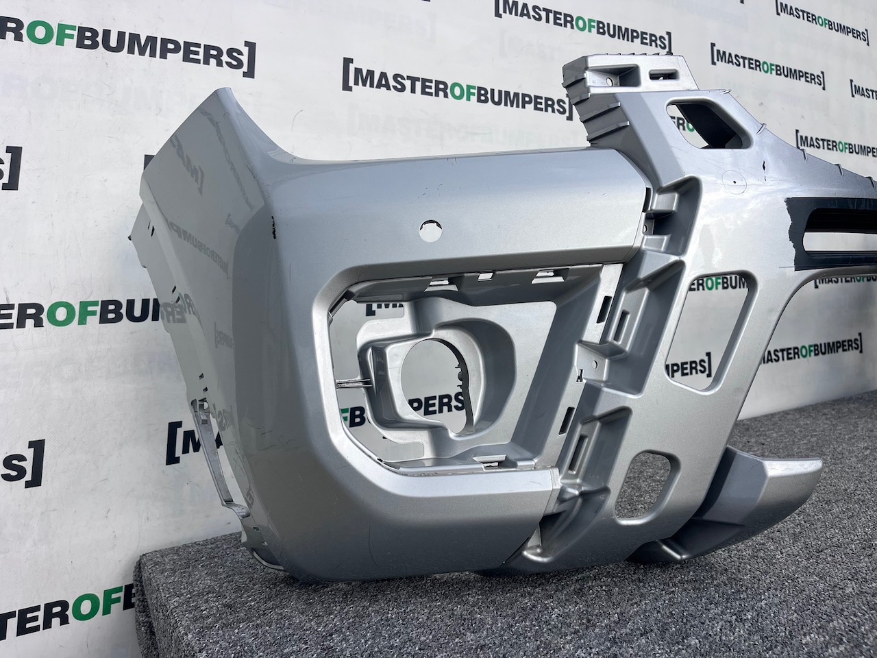 Ford Ranger Wildtrack Pickup Mk2 2022-2026 Front Bumper Pdc Genuine [f746]