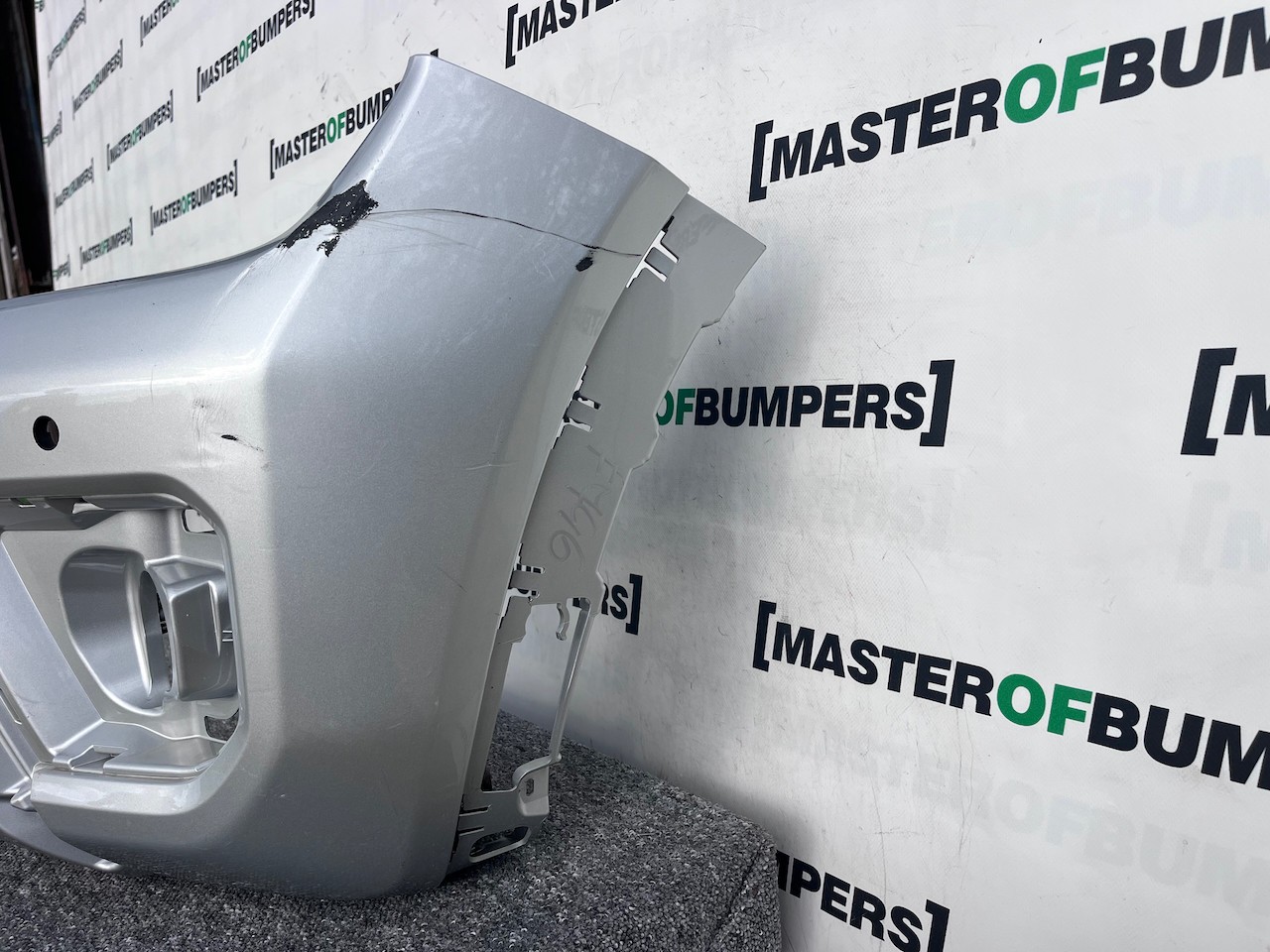 Ford Ranger Wildtrack Pickup Mk2 2022-2026 Front Bumper Pdc Genuine [f746]