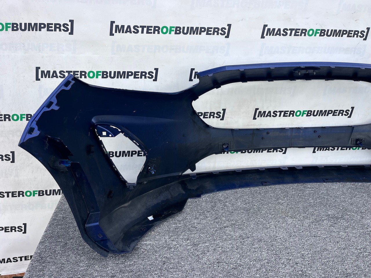 Ford Fiesta Se Mk10 Hatchback 2017-2022 Front Bumper Blue 6 Pdc Genuine [f750]