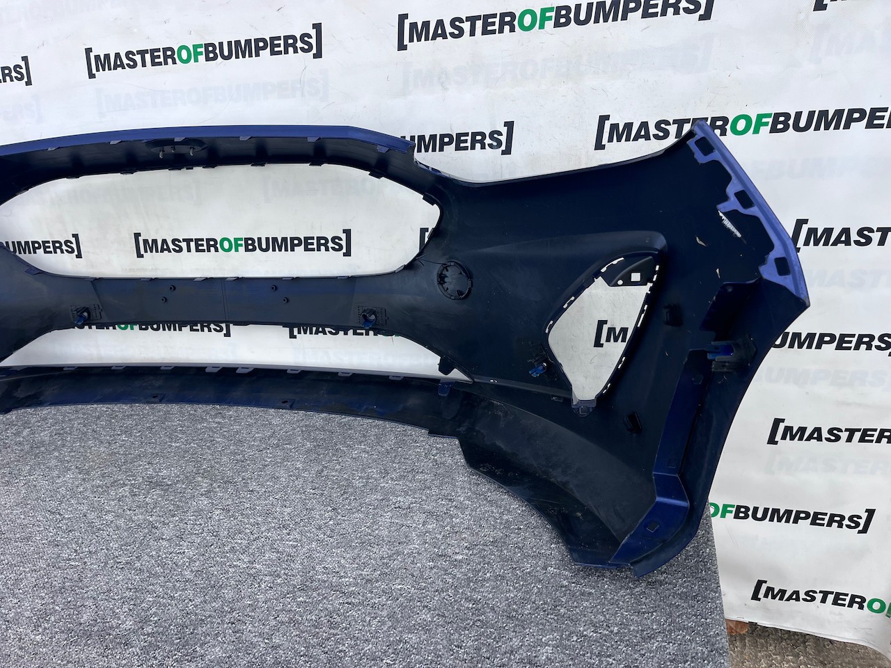 Ford Fiesta Se Mk10 Hatchback 2017-2022 Front Bumper Blue 6 Pdc Genuine [f750]