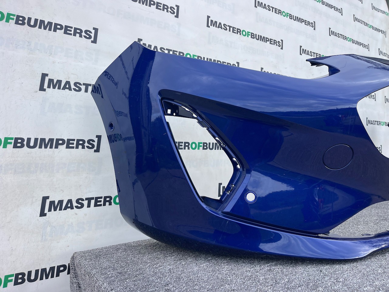 Ford Fiesta Se Mk10 Hatchback 2017-2022 Front Bumper Blue 6 Pdc Genuine [f750]