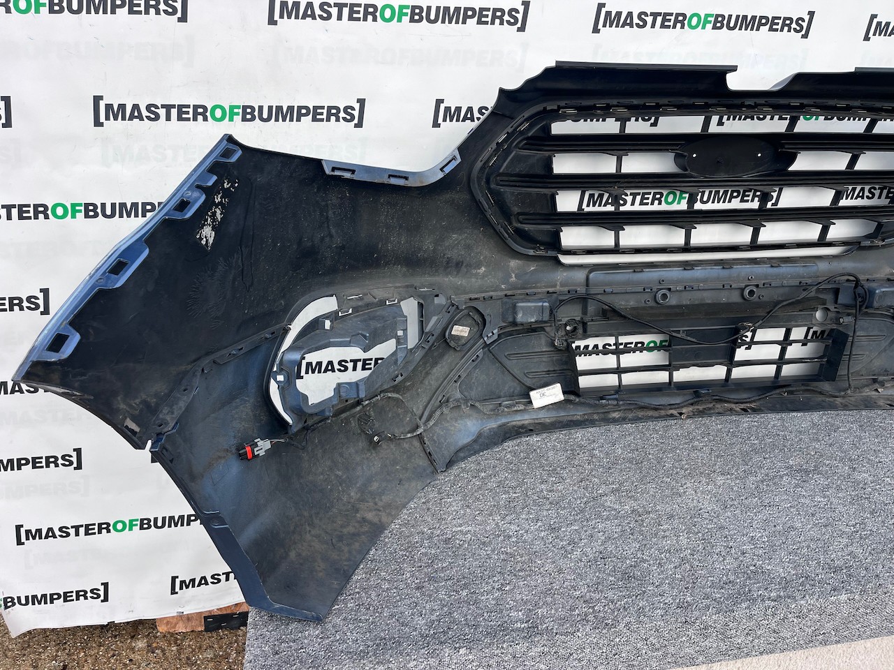 Ford Transit Custom Trend 2018-2023 Front Bumper 4 Pdc Genuine [f753]