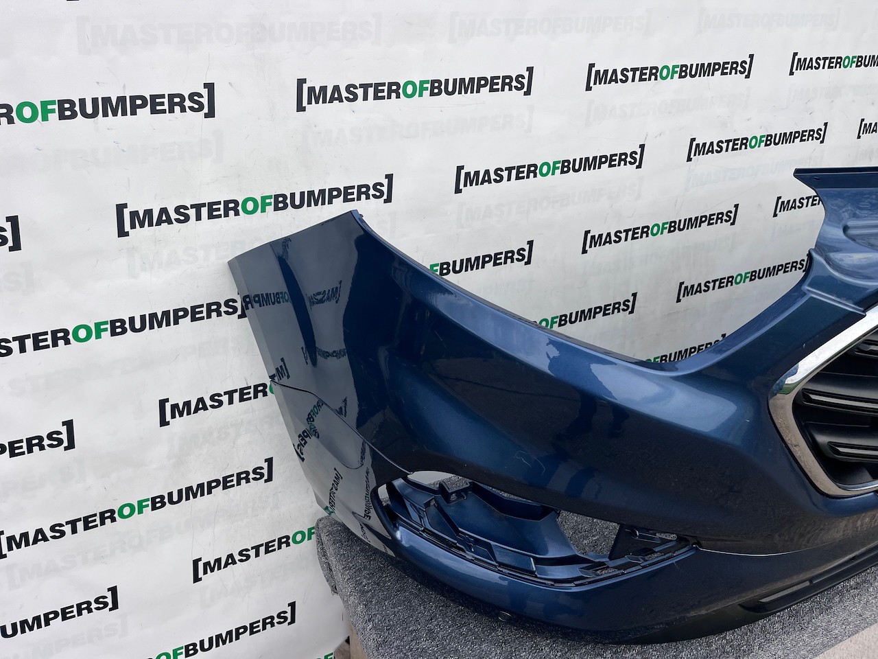 Ford Transit Custom Trend 2018-2023 Front Bumper 4 Pdc Genuine [f753]