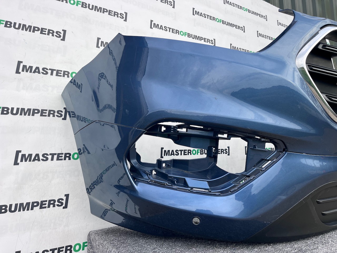 Ford Transit Custom Trend 2018-2023 Front Bumper 4 Pdc Genuine [f753]