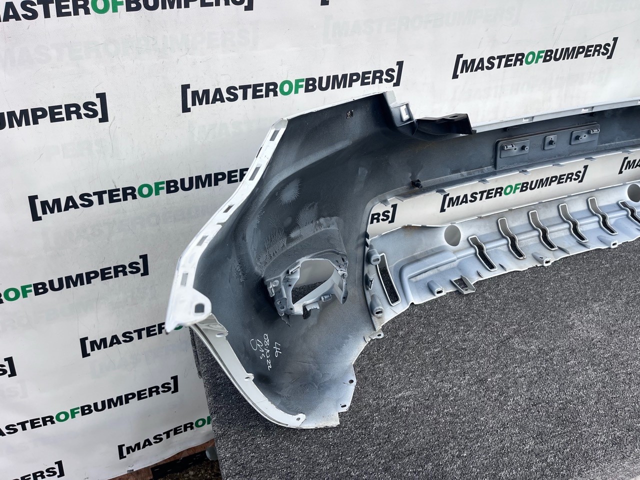 Ford Ranger Limited Pick Up 2019-2022 Front Bumper 4 Pdc Genuine [f760]