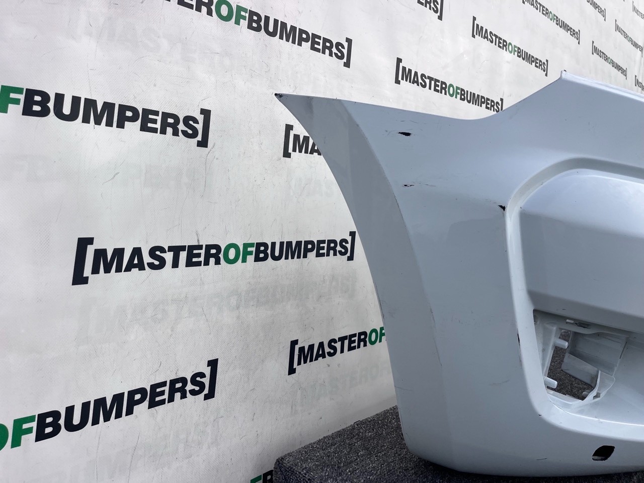 Ford Ranger Limited Pick Up 2019-2022 Front Bumper 4 Pdc Genuine [f760]