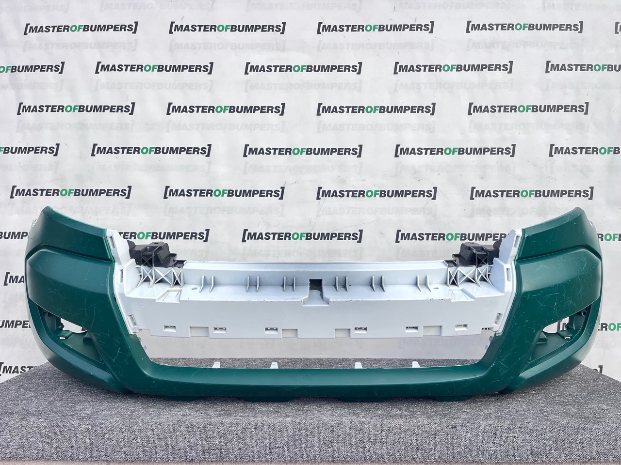Ford Ranger Limited Pick Up 2016-2019 Front Bumper No Pdc Genuine [f763]