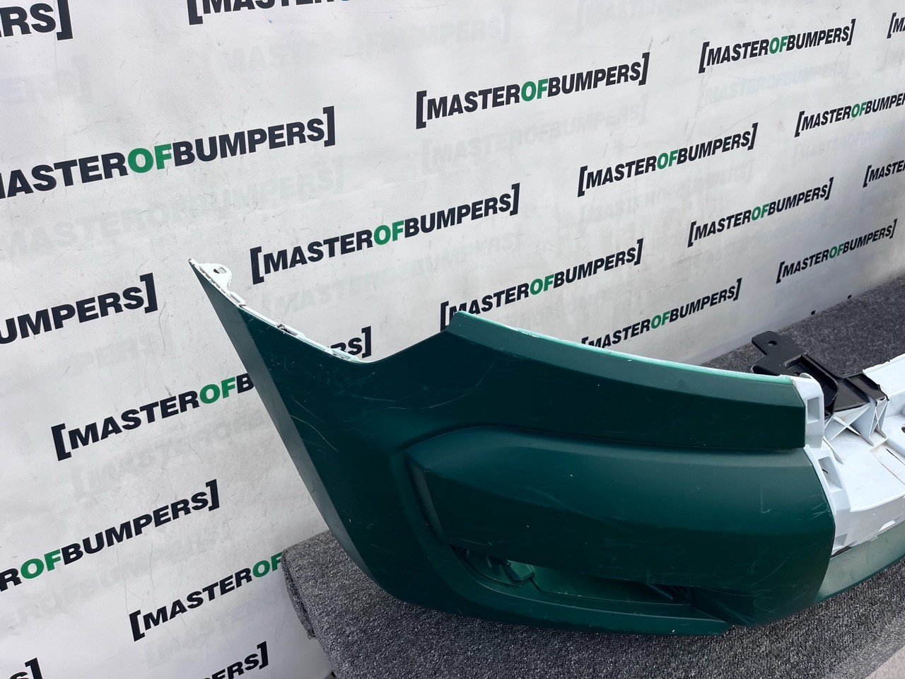 Ford Ranger Limited Pick Up 2016-2019 Front Bumper No Pdc Genuine [f763]