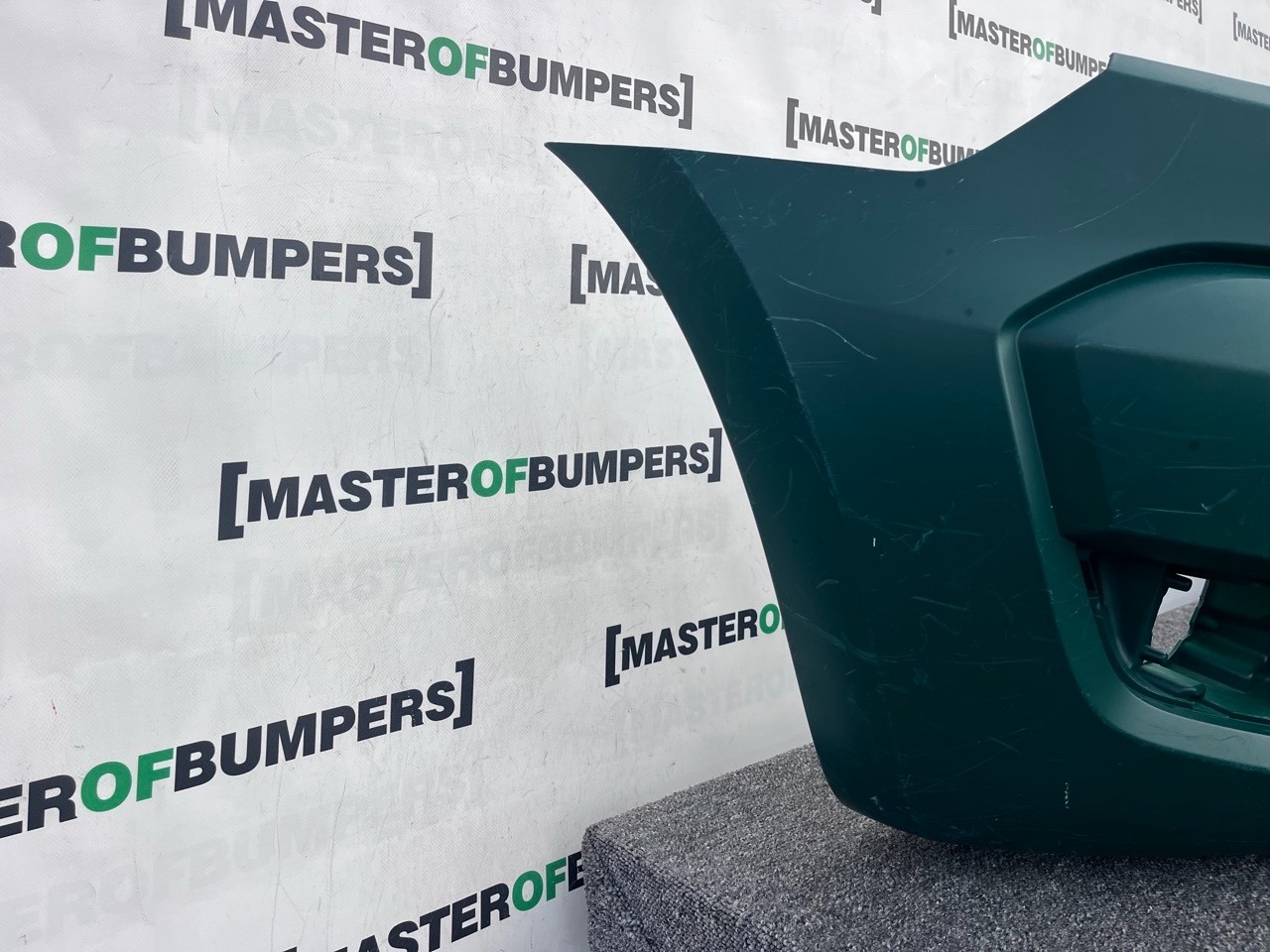 Ford Ranger Limited Pick Up 2016-2019 Front Bumper No Pdc Genuine [f763]