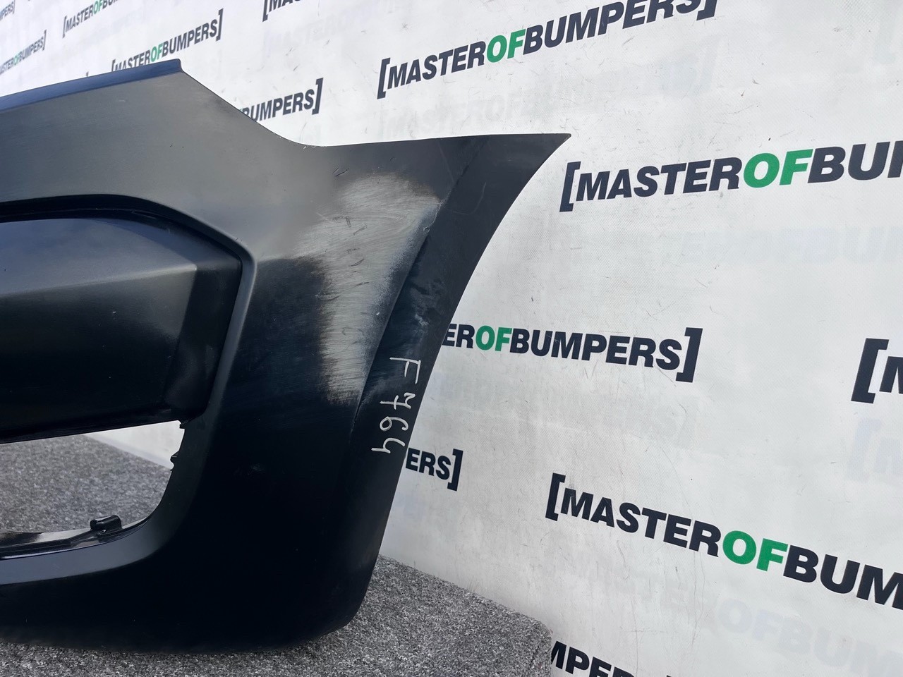 Ford Ranger Wildtrak Pick Up 2016-2019 Front Bumper 4 Pdc Genuine [f764]