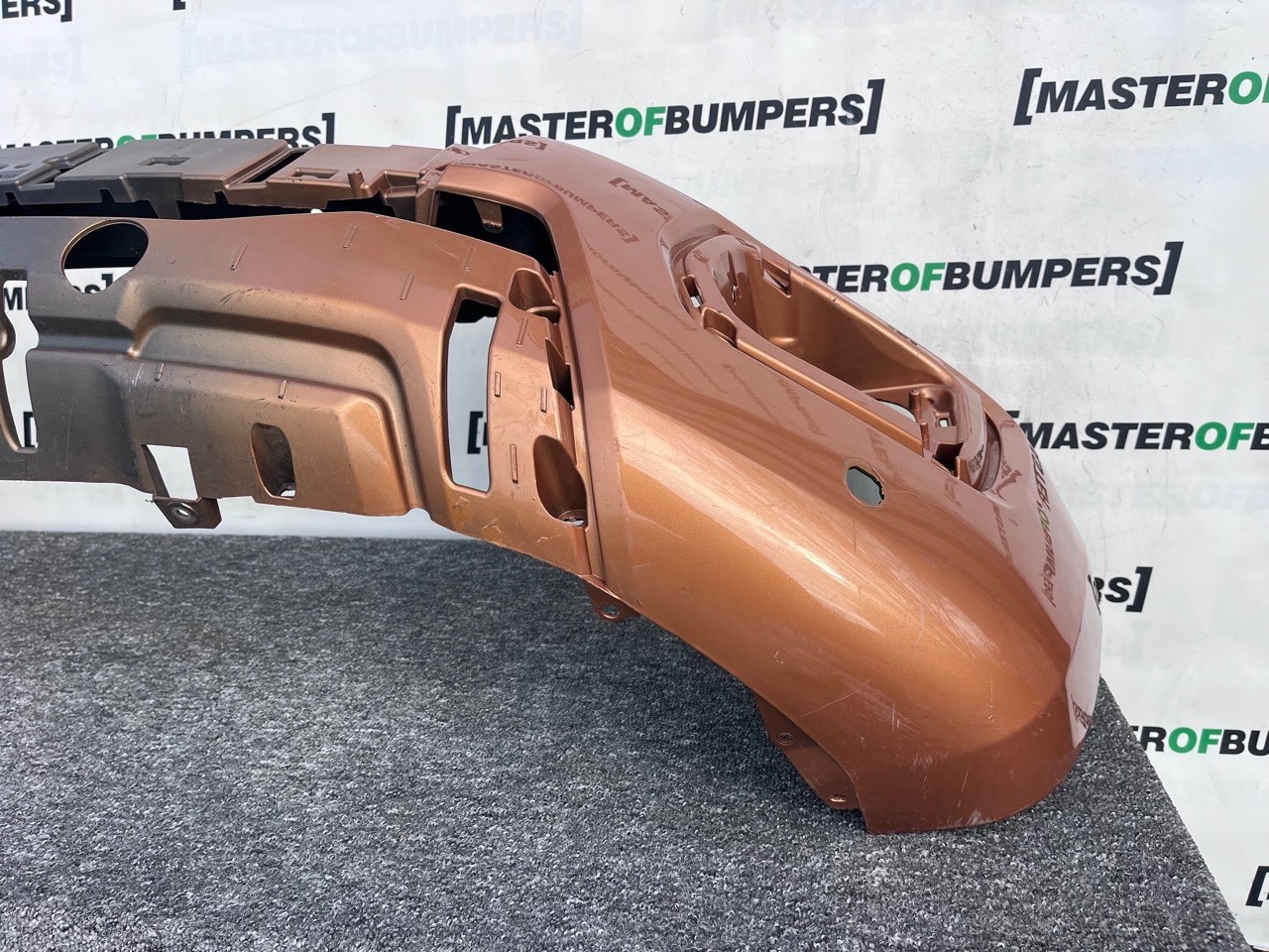 Ford Ranger Wildtrak Pick Up 2019-2022 Front Bumper 4 Pdc Genuine [f765]