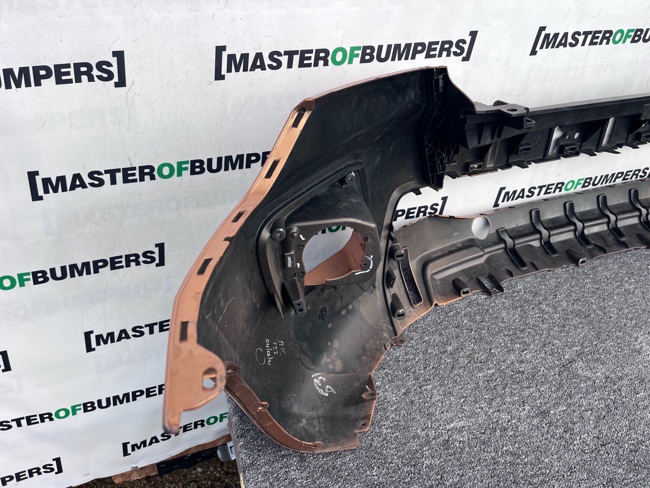 Ford Ranger Wildtrak Pick Up 2019-2022 Front Bumper 4 Pdc Genuine [f765]