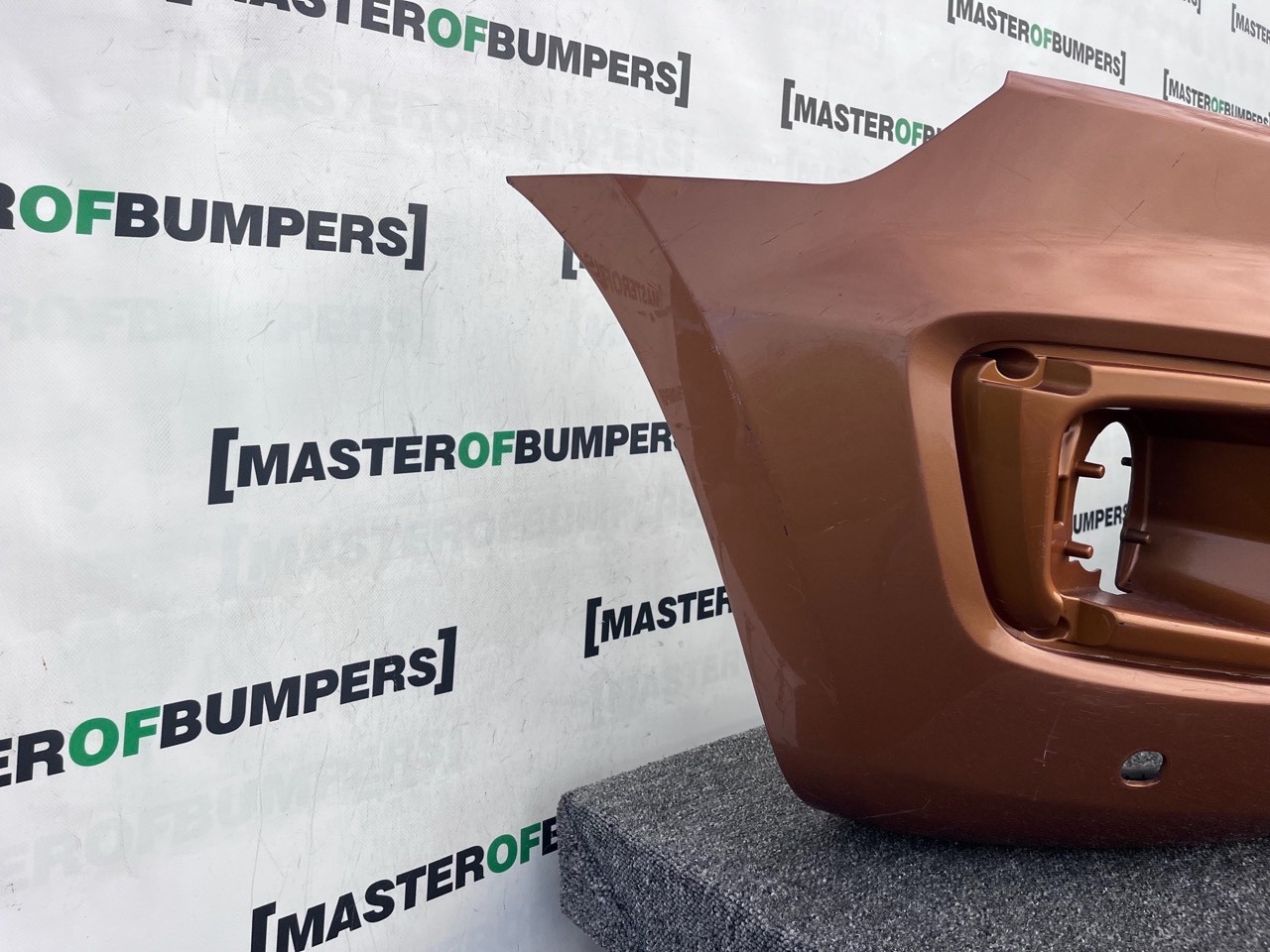 Ford Ranger Wildtrak Pick Up 2019-2022 Front Bumper 4 Pdc Genuine [f765]