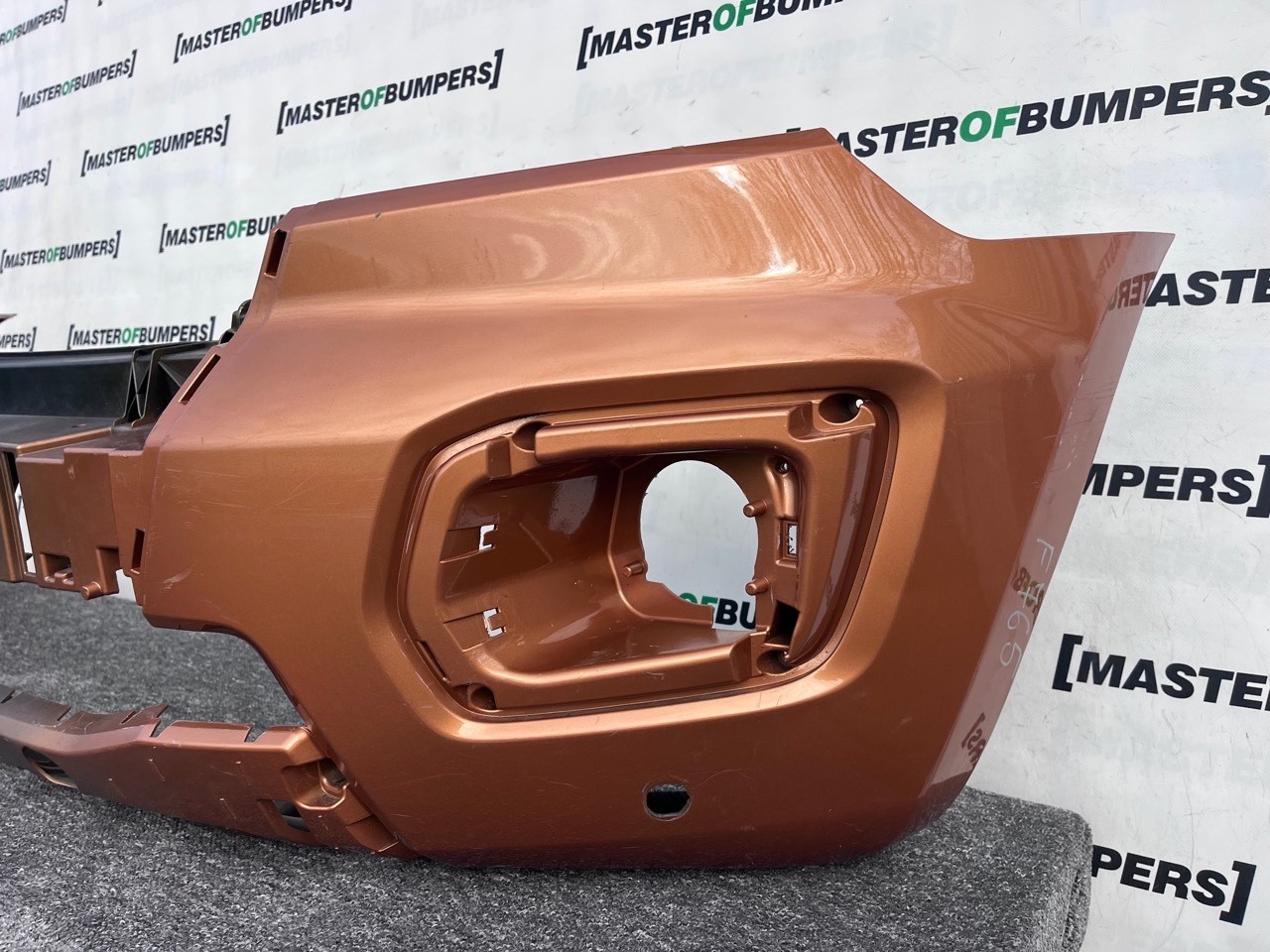 Ford Ranger Wildtrak Pick Up 2019-2022 Front Bumper 4 Pdc Genuine [f765]