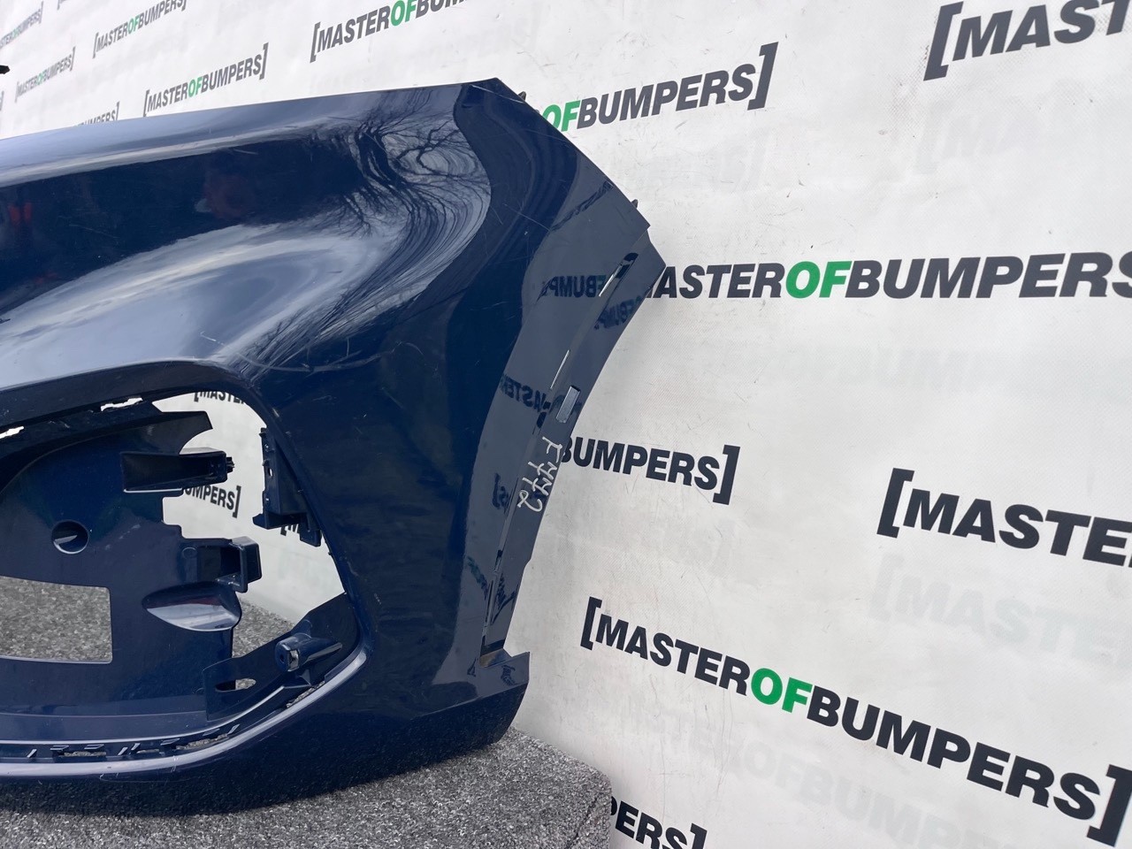 Ford Kuga St Line Titanium X 2020-2024 Front Bumper 4 Pdc Genuine [f772]