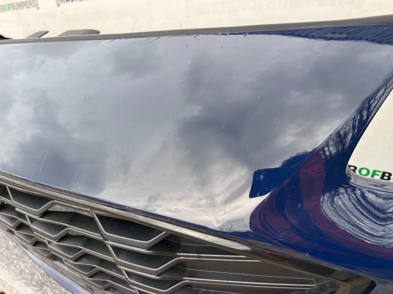 Ford Kuga St Line Titanium X 2020-2024 Front Bumper 4 Pdc Genuine [f772]